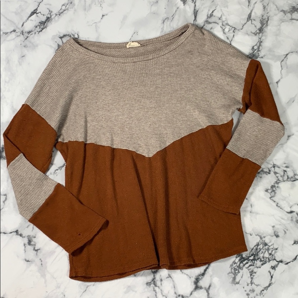 thin sweater top